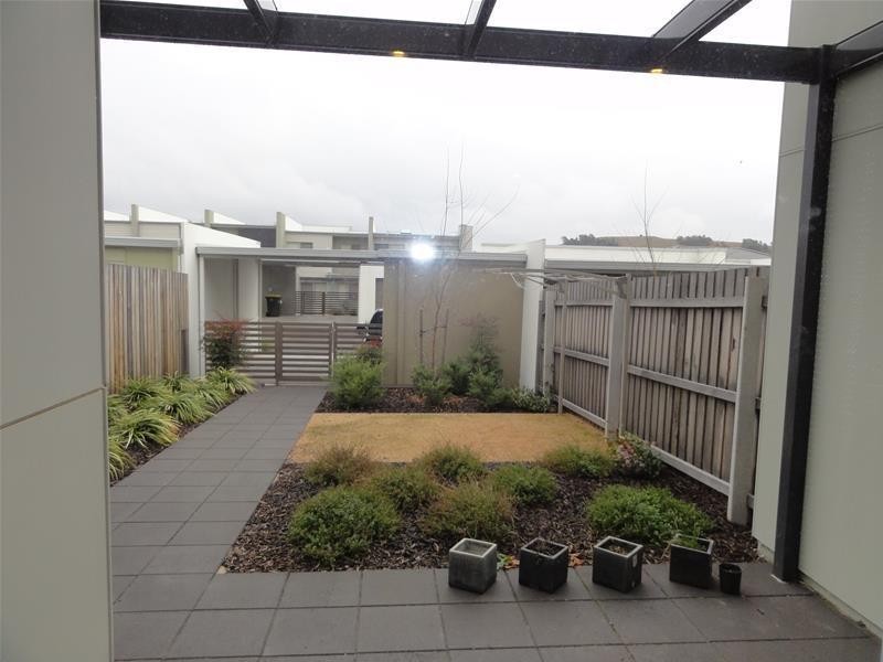 6 Zanci Street, Crace ACT 2911