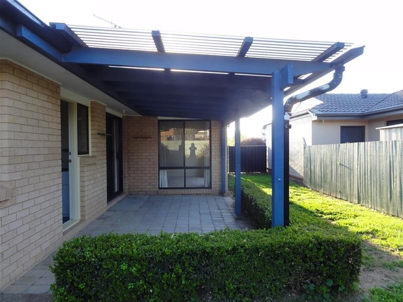 25 Fairlight Street, Dunlop ACT 2615