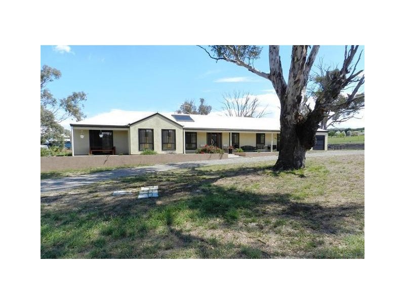 8 Clover Close, Murrumbateman NSW 2582