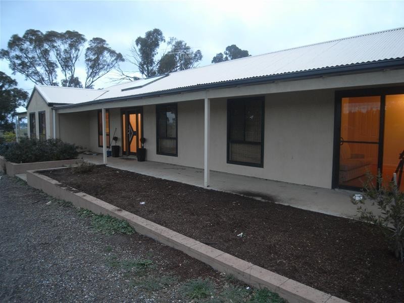 8 Clover Close, Murrumbateman NSW 2582