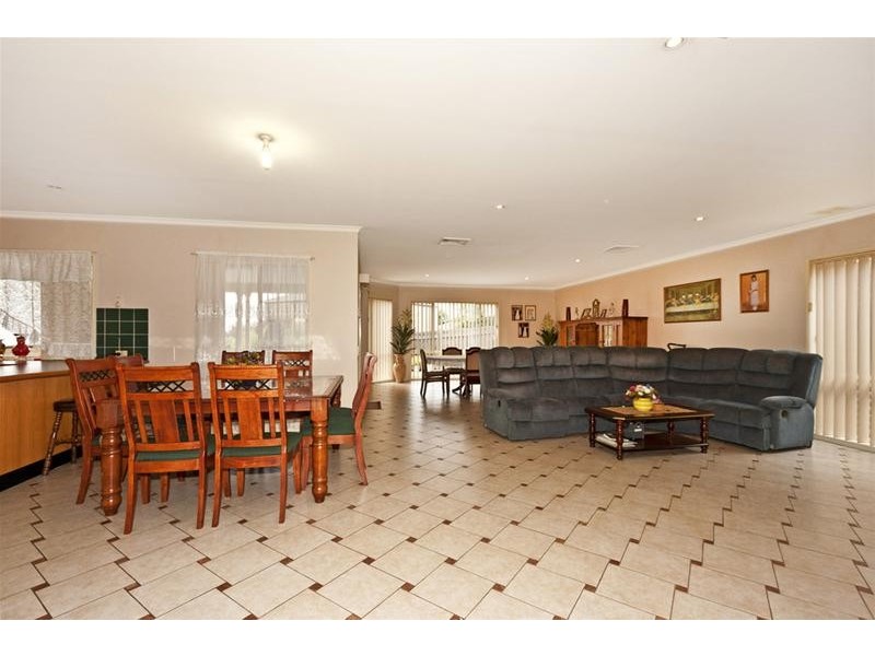 48 Governors Way, Macquarie Links NSW 2565