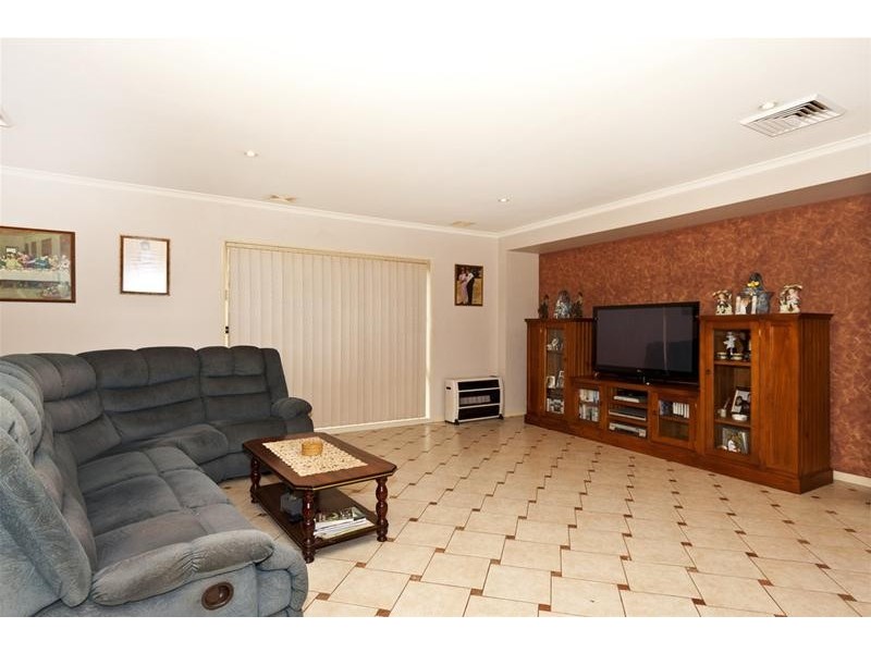 48 Governors Way, Macquarie Links NSW 2565