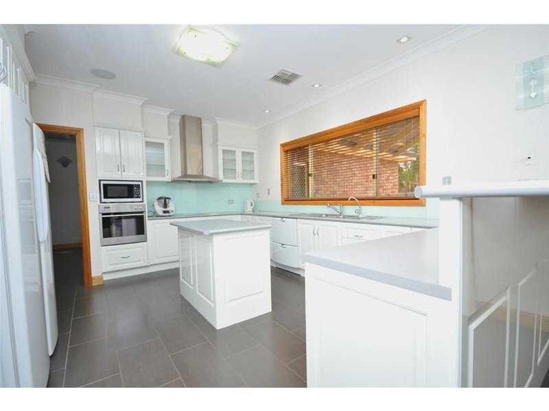 46 Addison Road, Port Augusta West SA 5700