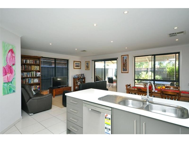 7 Simmons Crescent, Port Augusta West SA 5700