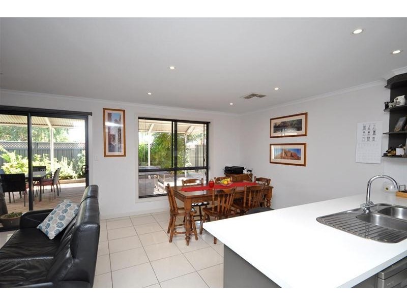 7 Simmons Crescent, Port Augusta West SA 5700