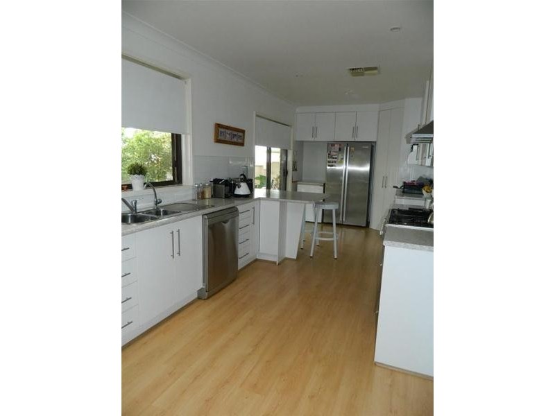 4 Brian Street, Stirling North SA 5710