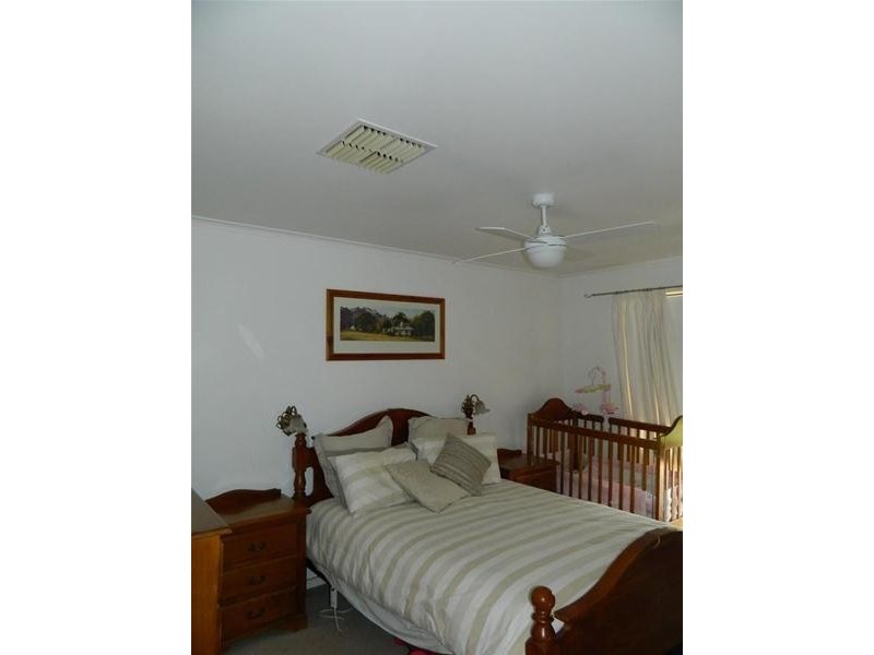 4 Brian Street, Stirling North SA 5710