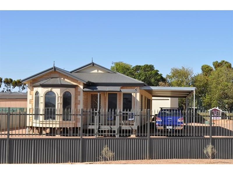 4 Bowman Road, Stirling North SA 5710