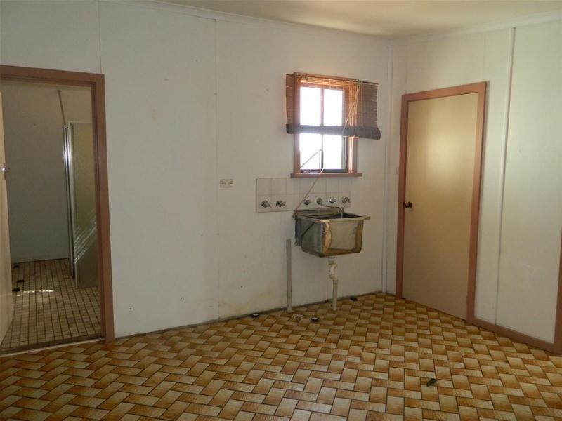 16 Engelsman Road, Stirling North SA 5710