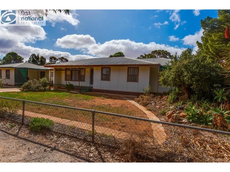 26 Cradock Road, Hawker SA 5434