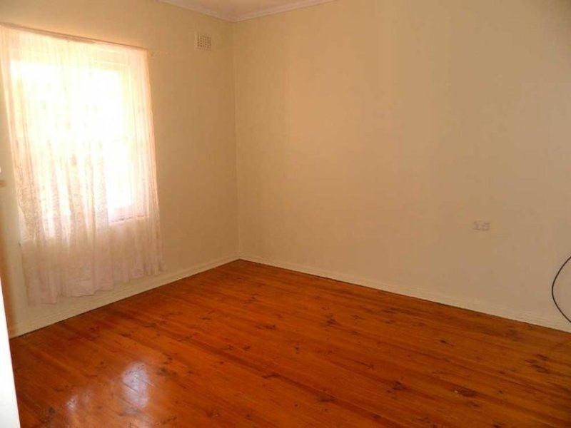 16 Dighton Street, Port Augusta West SA 5700