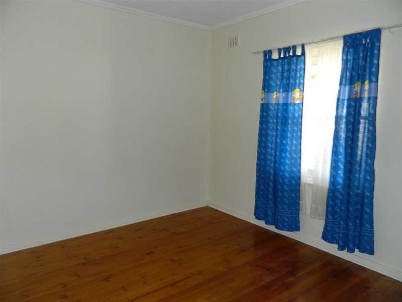 16 Dighton Street, Port Augusta West SA 5700