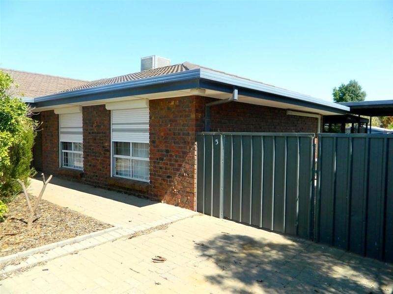 5 Duregon Street, Stirling North SA 5710