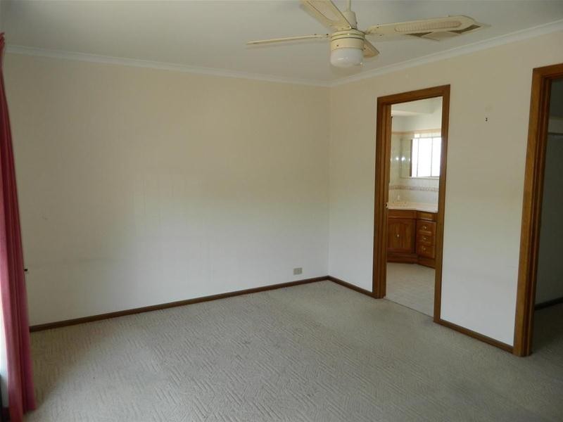 5 Duregon Street, Stirling North SA 5710