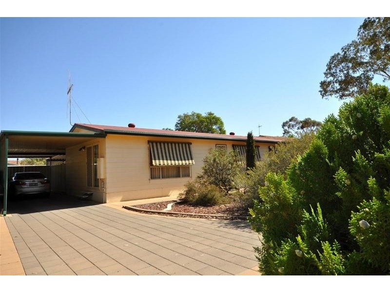 25 Kirwan Crescent, Port Augusta West SA 5700