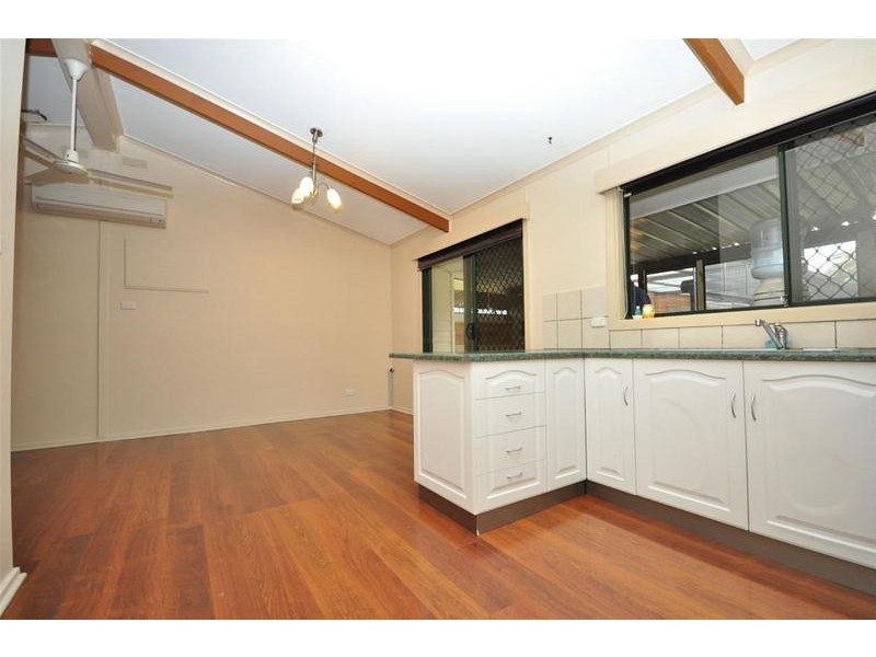 16 Howden Street, Stirling North SA 5710