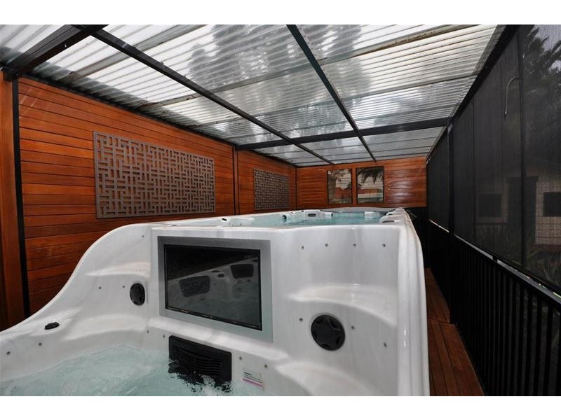 16 Howden Street, Stirling North SA 5710