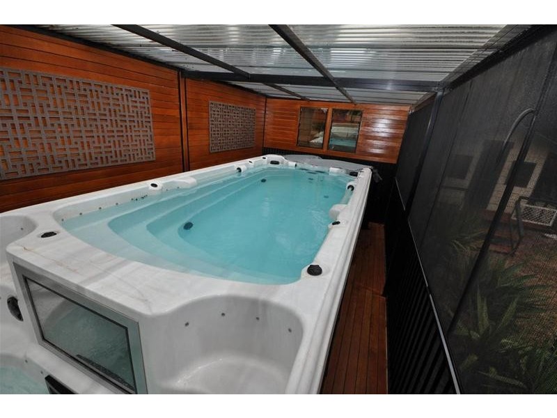 16 Howden Street, Stirling North SA 5710