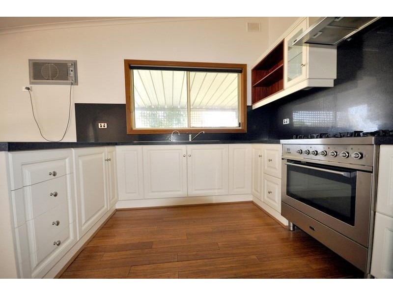 9 Progress Avenue, Stirling North SA 5710