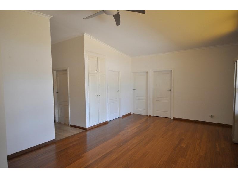 9 Progress Avenue, Stirling North SA 5710