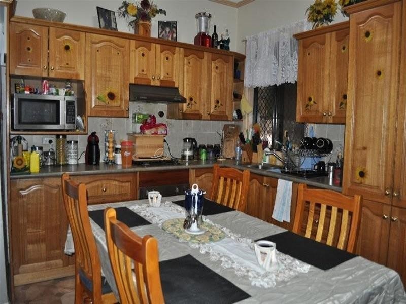 11 Riches Street, Port Augusta West SA 5700