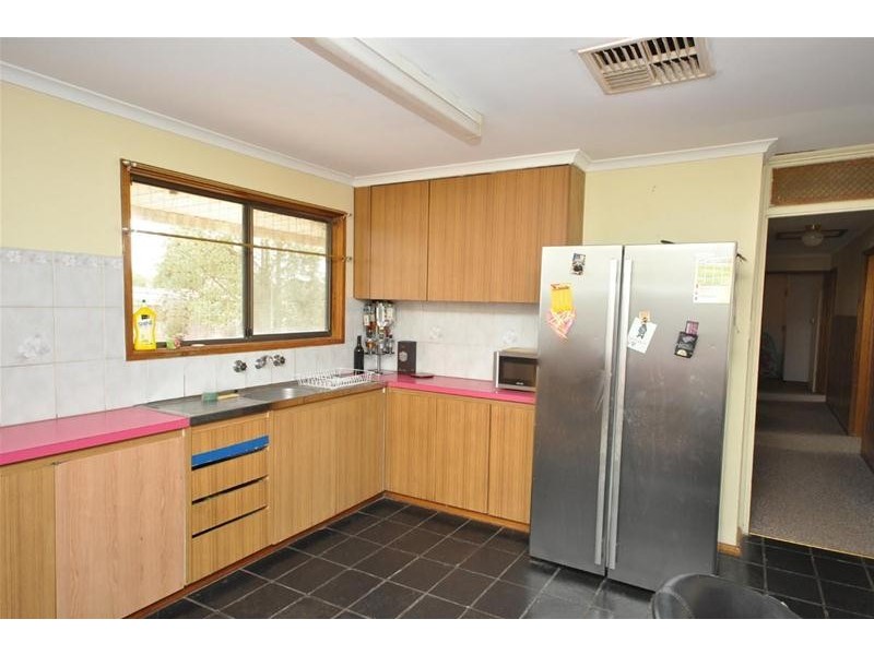 5 Zanker Avenue, Stirling North SA 5710