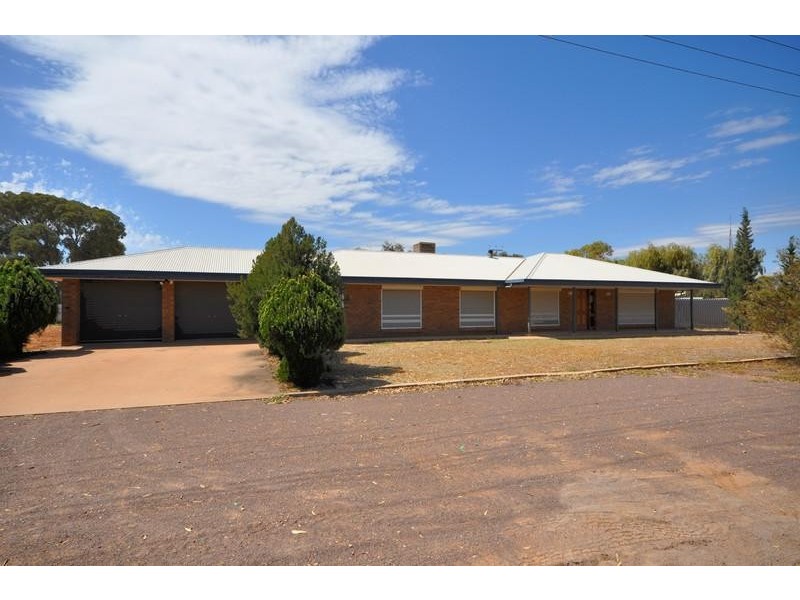 99 McConnal Road, Stirling North SA 5710