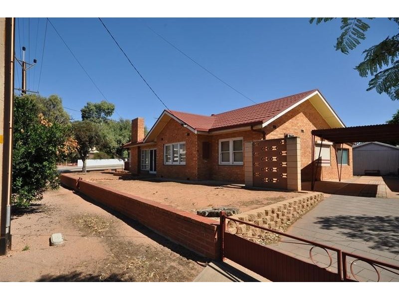 16 Eyre Highway, Port Augusta West SA 5700