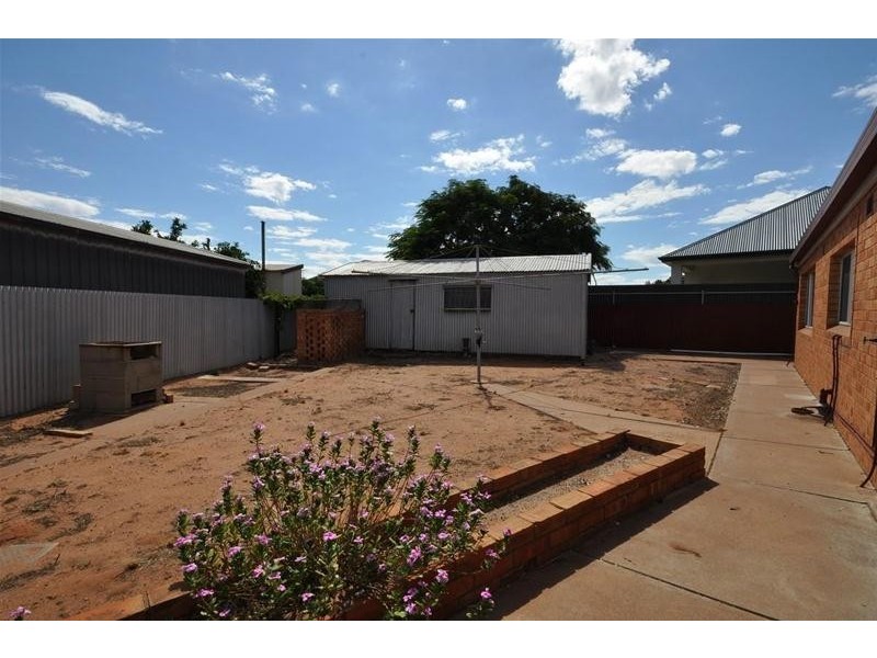 16 Eyre Highway, Port Augusta West SA 5700