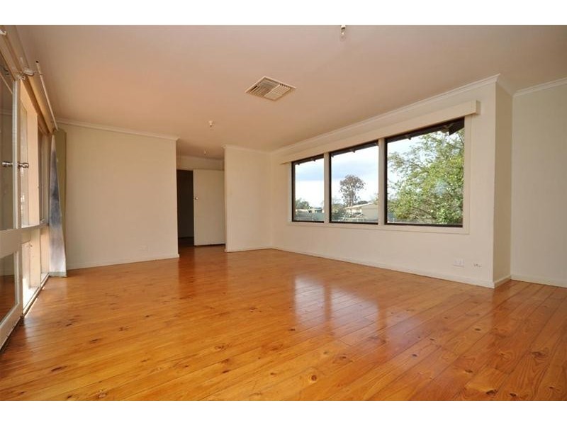 10 Richardson Crescent, Port Augusta West SA 5700