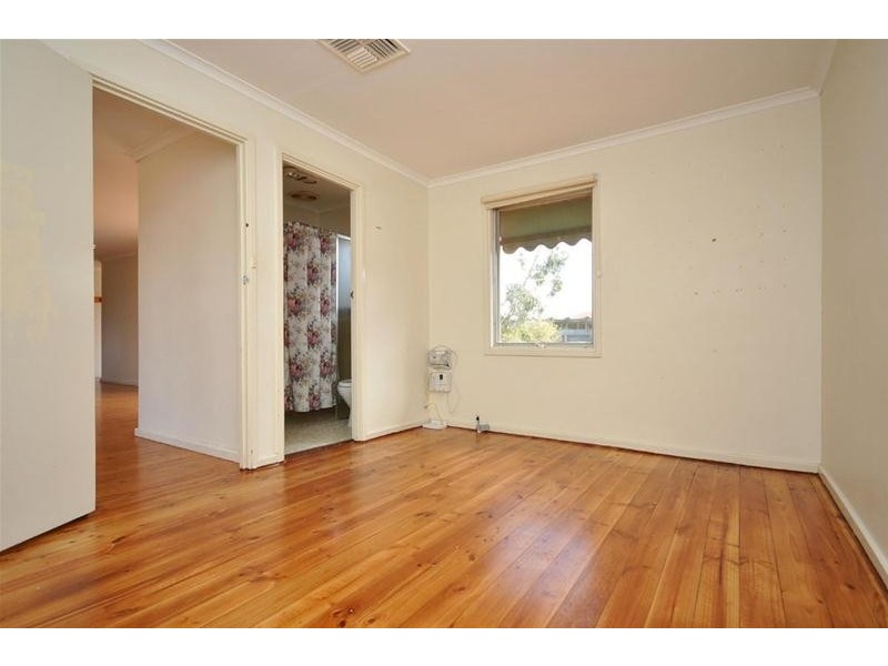 10 Richardson Crescent, Port Augusta West SA 5700