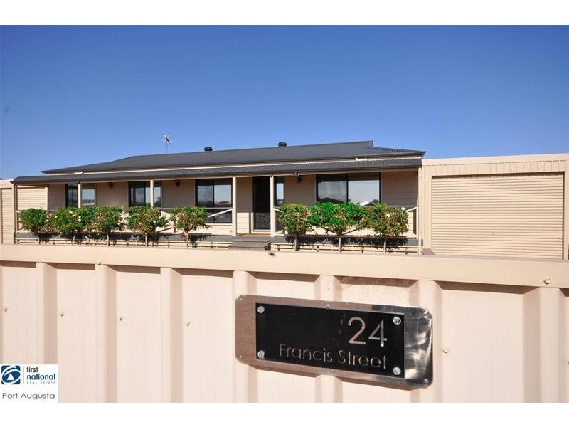 24 Francis Street, Stirling North SA 5710
