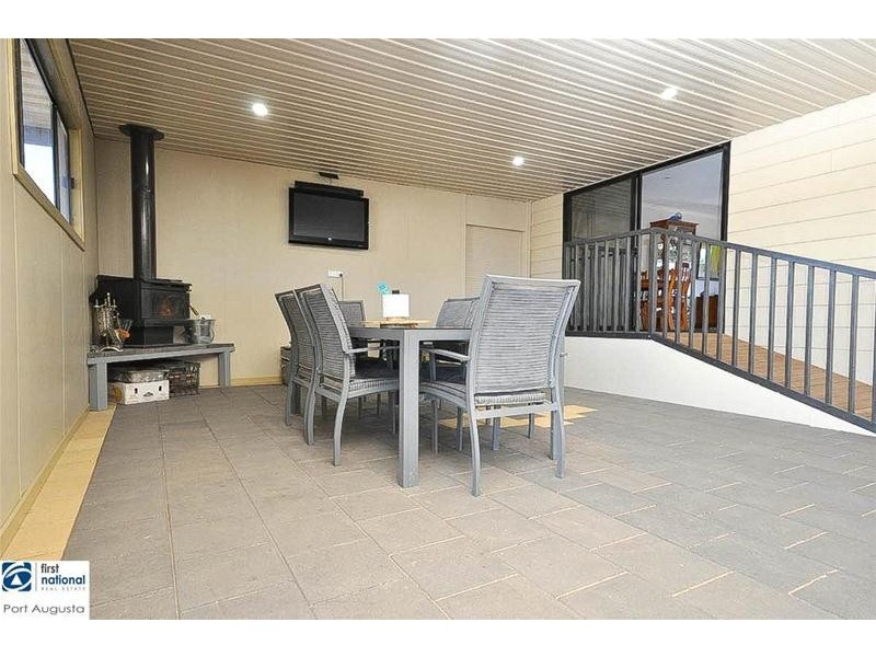 24 Francis Street, Stirling North SA 5710