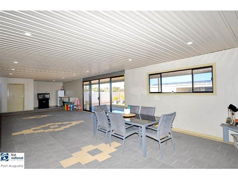 24 Francis Street, Stirling North SA 5710