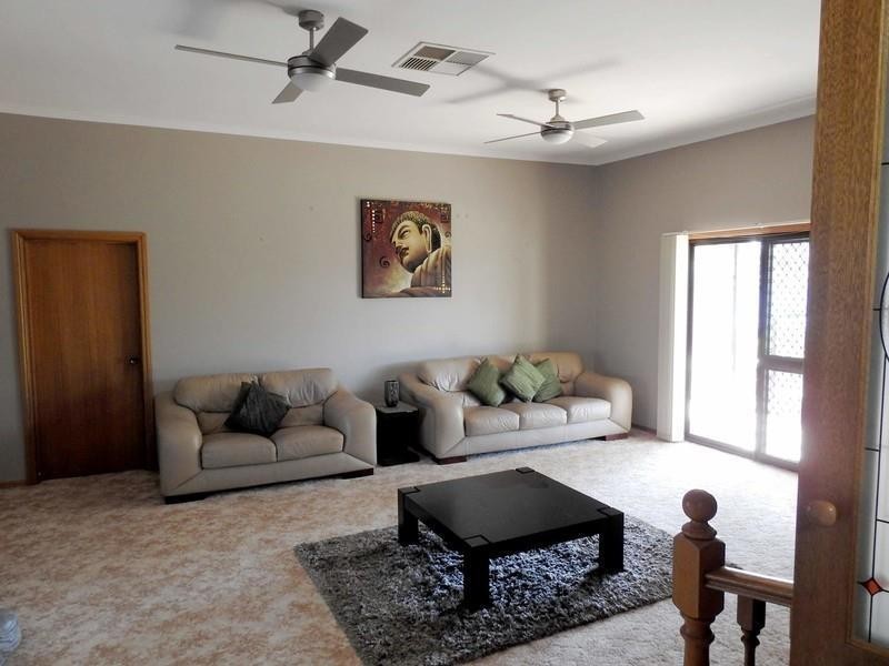 6 Herbert Street, Stirling North SA 5710