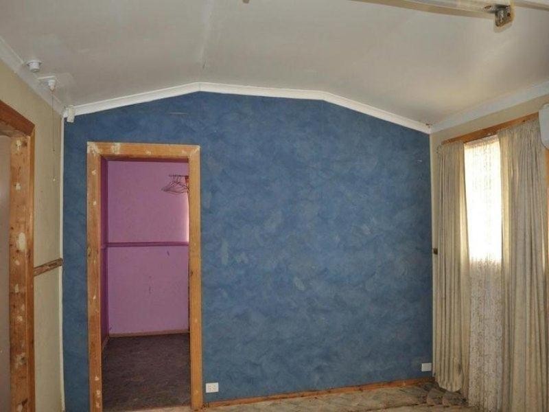 24 Kanyaka Avenue, Stirling North SA 5710