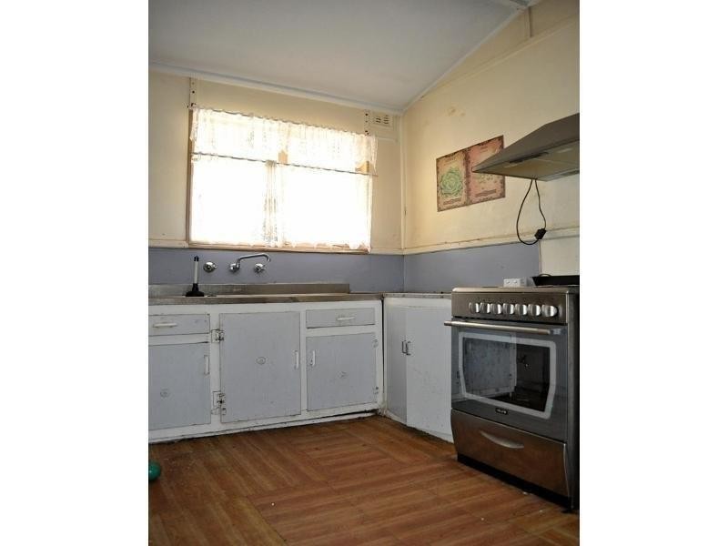 24 Kanyaka Avenue, Stirling North SA 5710