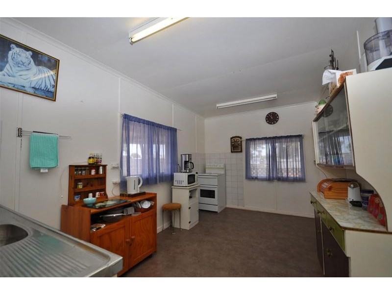 16 Engelsman Road, Stirling North SA 5710