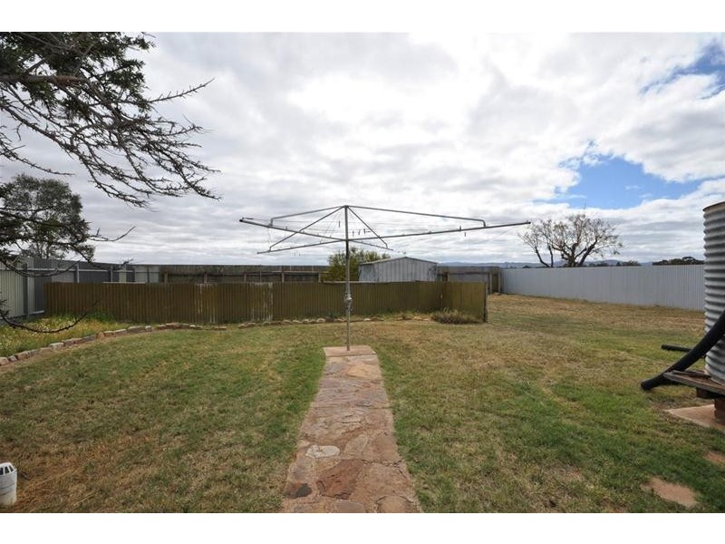 16 Engelsman Road, Stirling North SA 5710