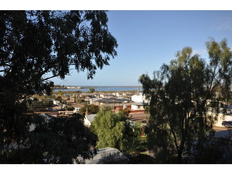 4/4 Hartley Street, Port Augusta West SA 5700