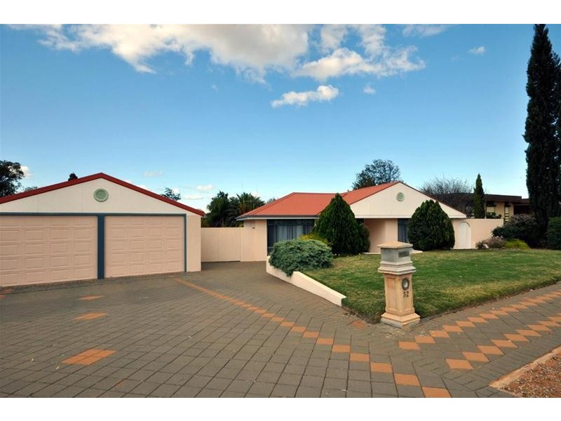 32 Donaldson Terrace, Port Augusta West SA 5700