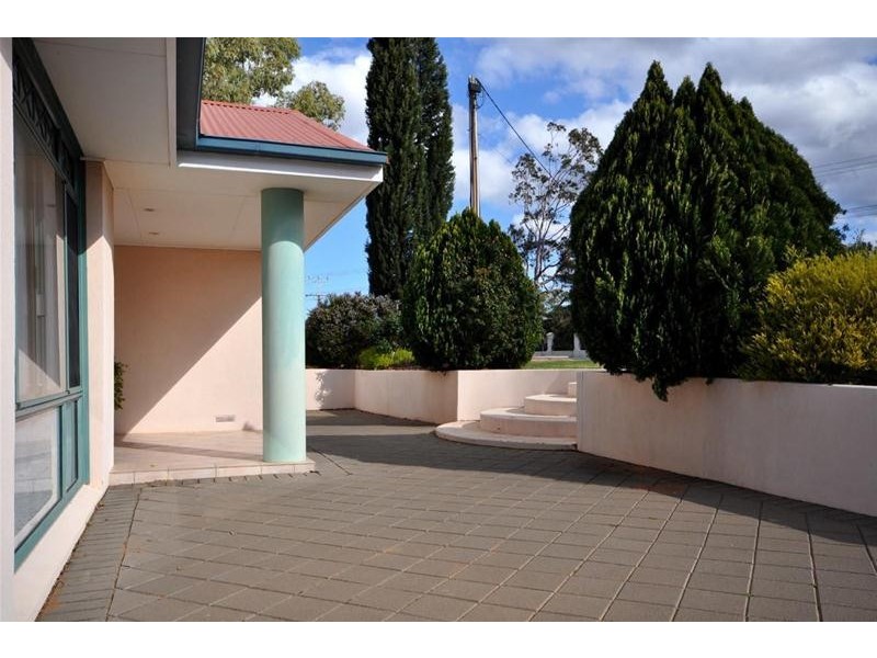 32 Donaldson Terrace, Port Augusta West SA 5700