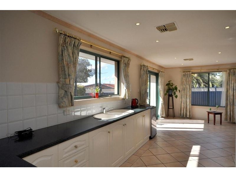 32 Donaldson Terrace, Port Augusta West SA 5700