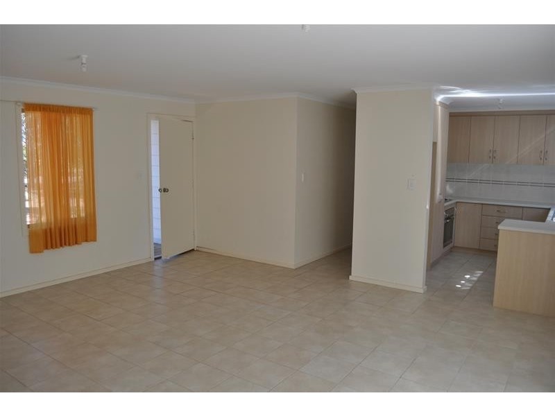 8 Herbert Street, Stirling North SA 5710