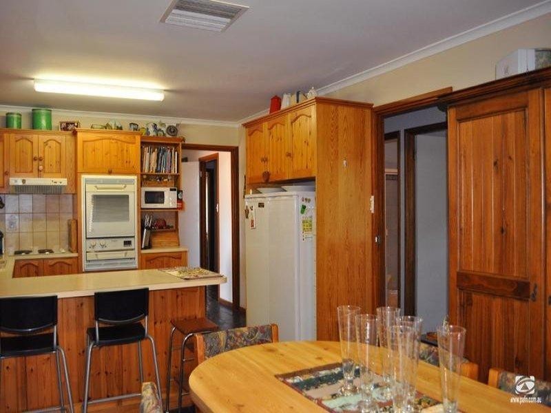 17 Crichton Drive, Port Augusta West SA 5700