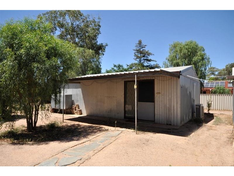 2 Smoker Street, Stirling North SA 5710