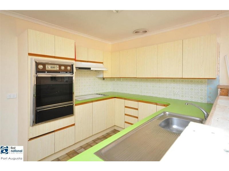 25 Quorn Road, Stirling North SA 5710