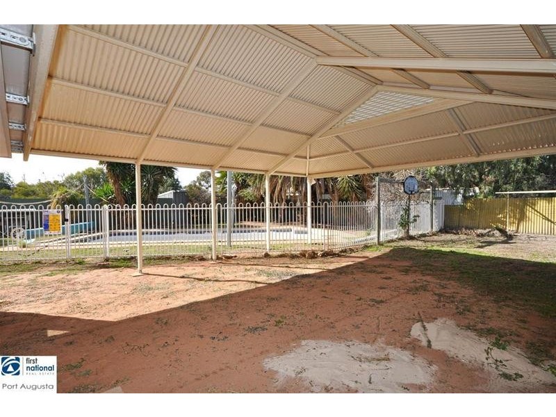 25 Quorn Road, Stirling North SA 5710
