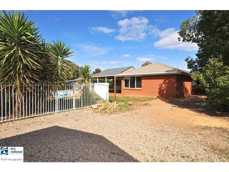 25 Quorn Road, Stirling North SA 5710