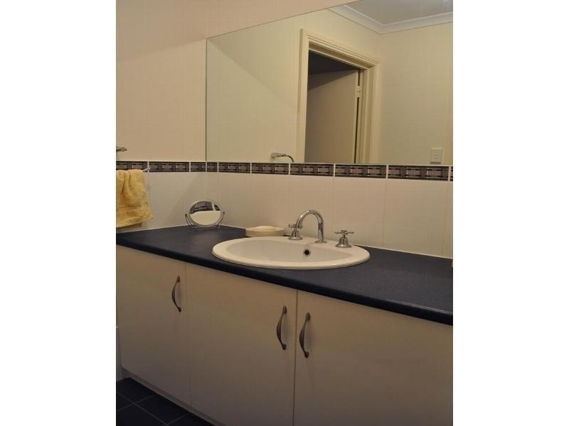 1 Jane Street, Stirling North SA 5710